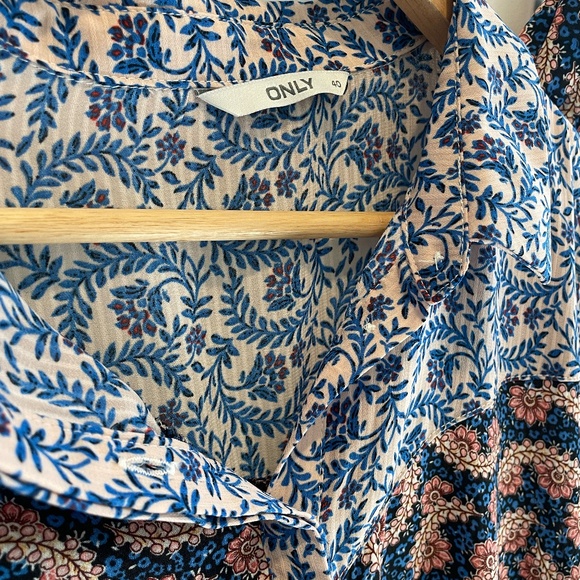 ONLY - Long Sleeved Patterned Shirt Dress - Picture 3 of 4